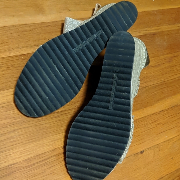 Tommy Wedges - Picture 5 of 5